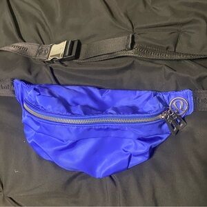 Lululemon purple/blue everywhere belt bag